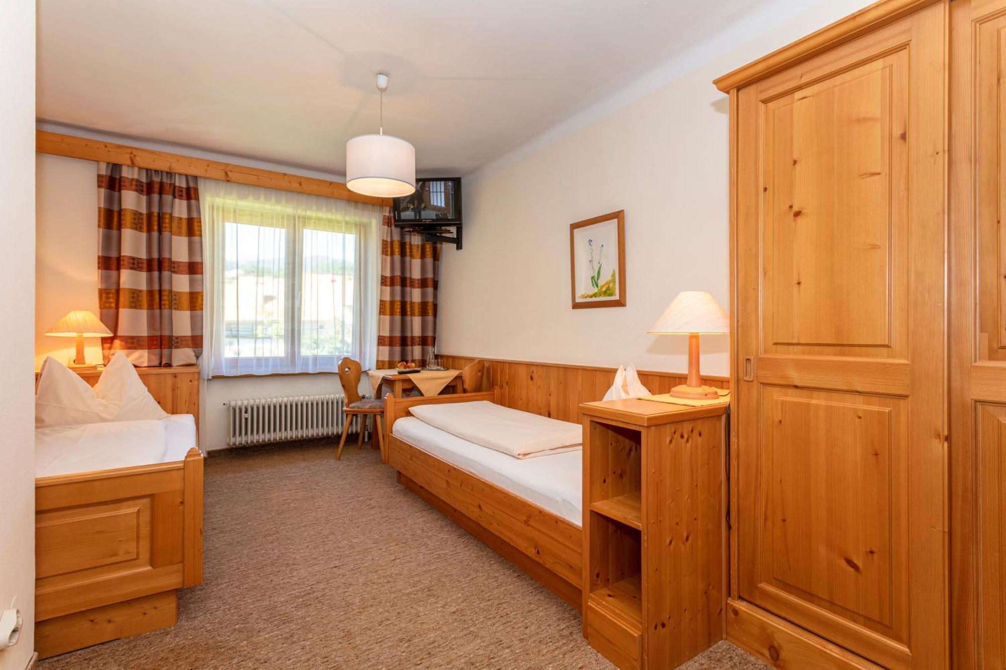 Der Graggober Hotel Oberwoelz Stadt Екстериор снимка