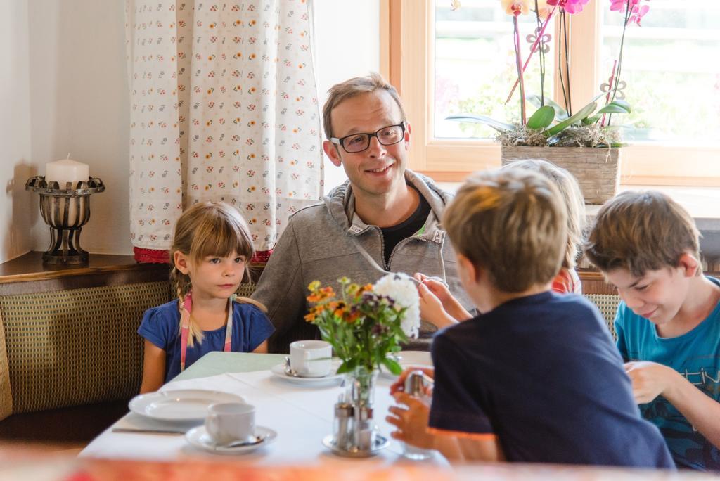 Der Graggober Hotel Oberwoelz Stadt Екстериор снимка